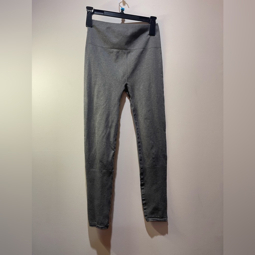 Fabletics Women's Active Leggings Size Small Grey Full Length